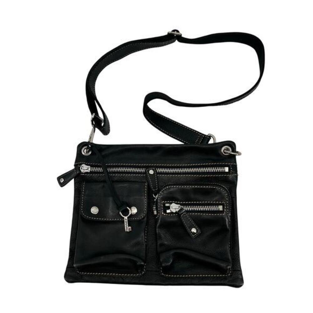 Fossil Sutter crossbody Black pebbled soft leather Silver metalware key details